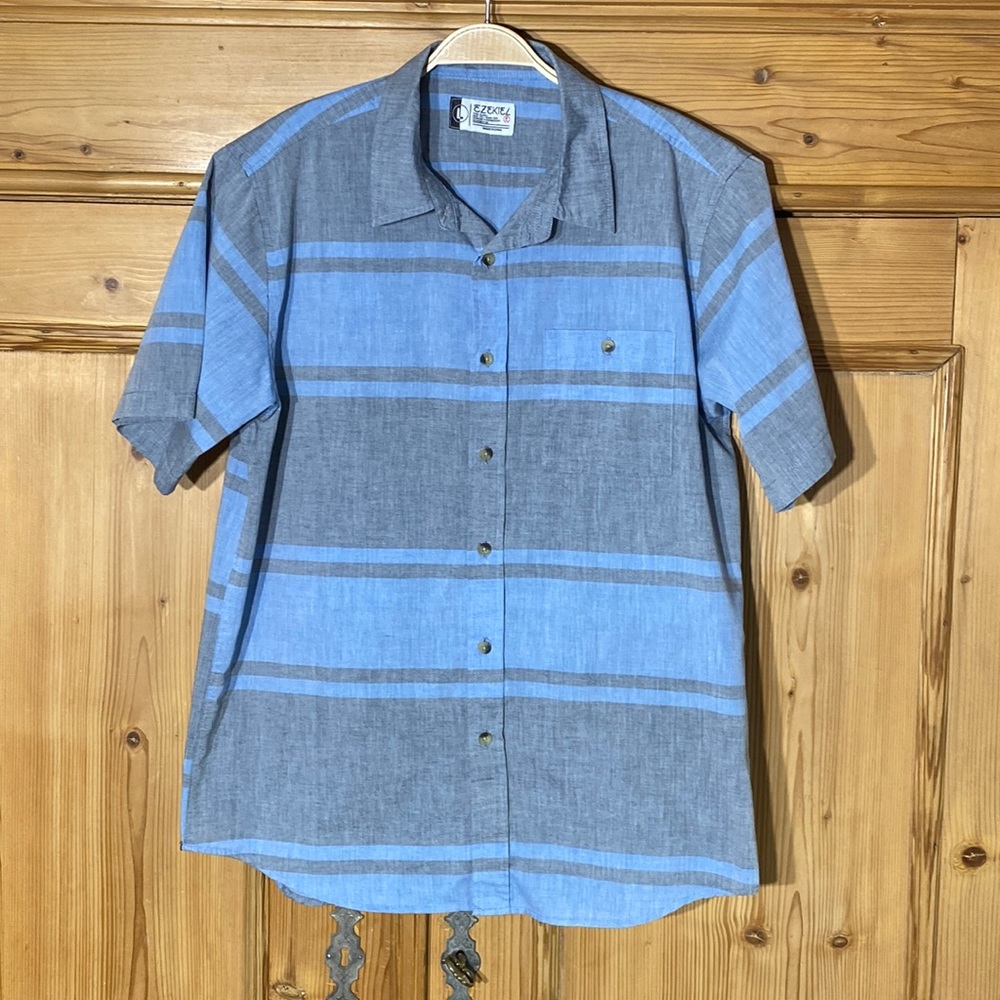 Men’s Ezekiel shirt